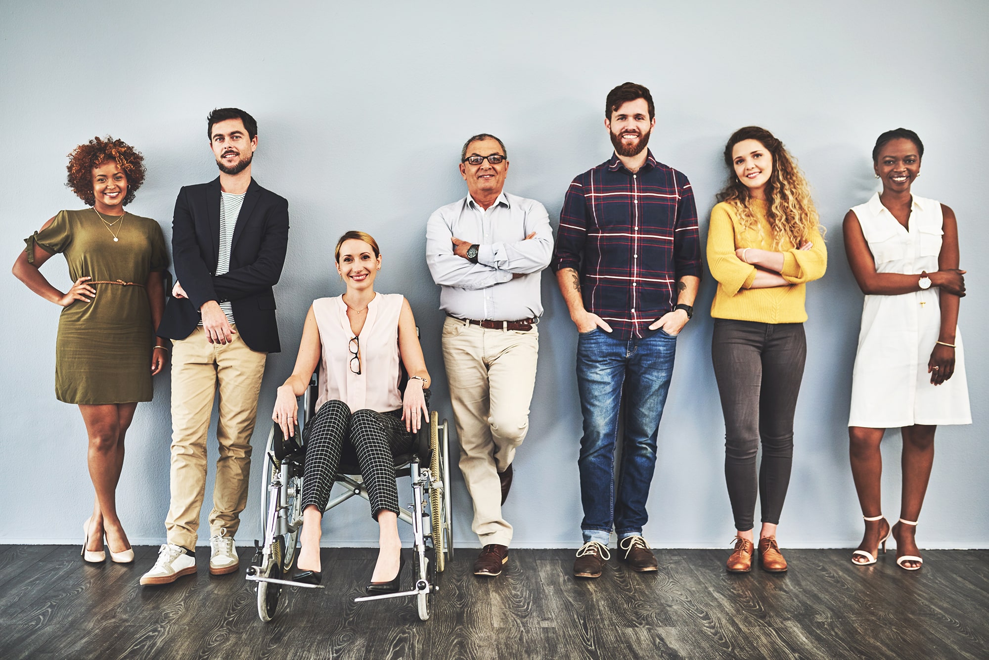 Group of applicants, applicant in a wheelchair